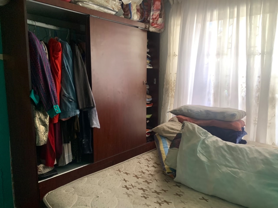 3 Bedroom Property for Sale in Lakeside Gauteng