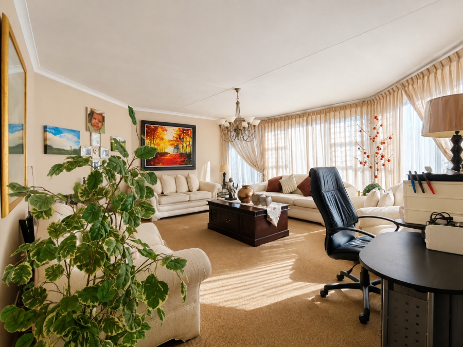 4 Bedroom Property for Sale in Three Rivers East Gauteng