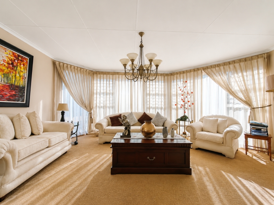 4 Bedroom Property for Sale in Three Rivers East Gauteng