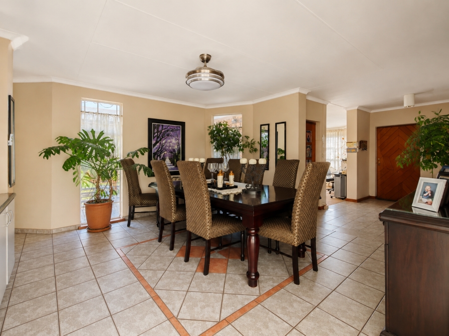 4 Bedroom Property for Sale in Three Rivers East Gauteng