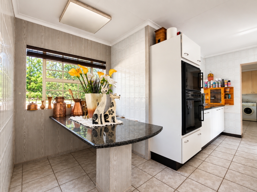 4 Bedroom Property for Sale in Three Rivers East Gauteng