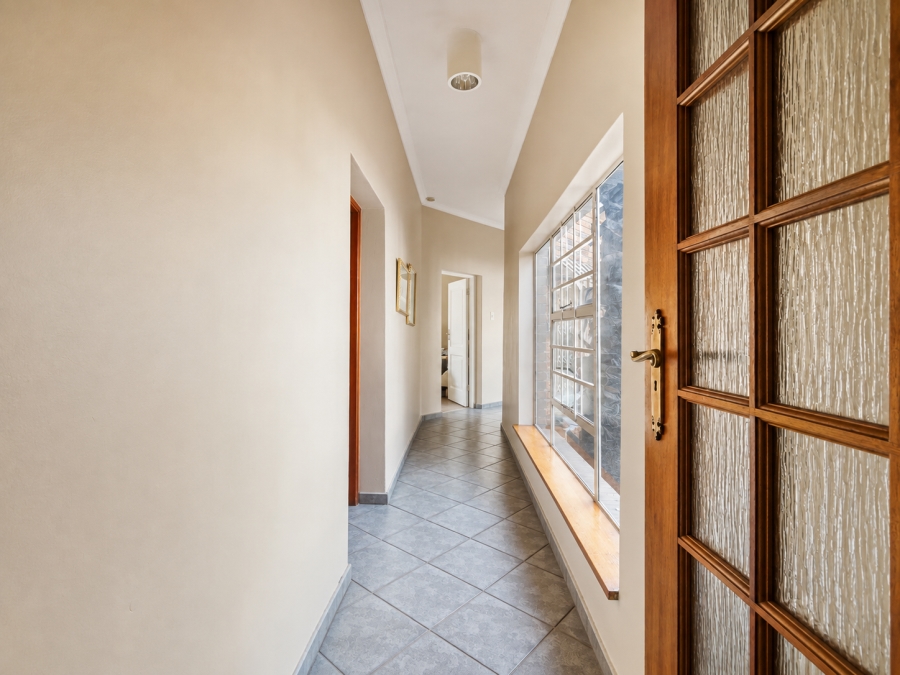 4 Bedroom Property for Sale in Three Rivers East Gauteng