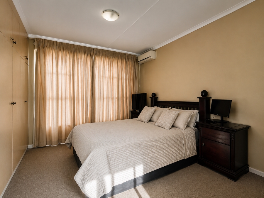4 Bedroom Property for Sale in Three Rivers East Gauteng