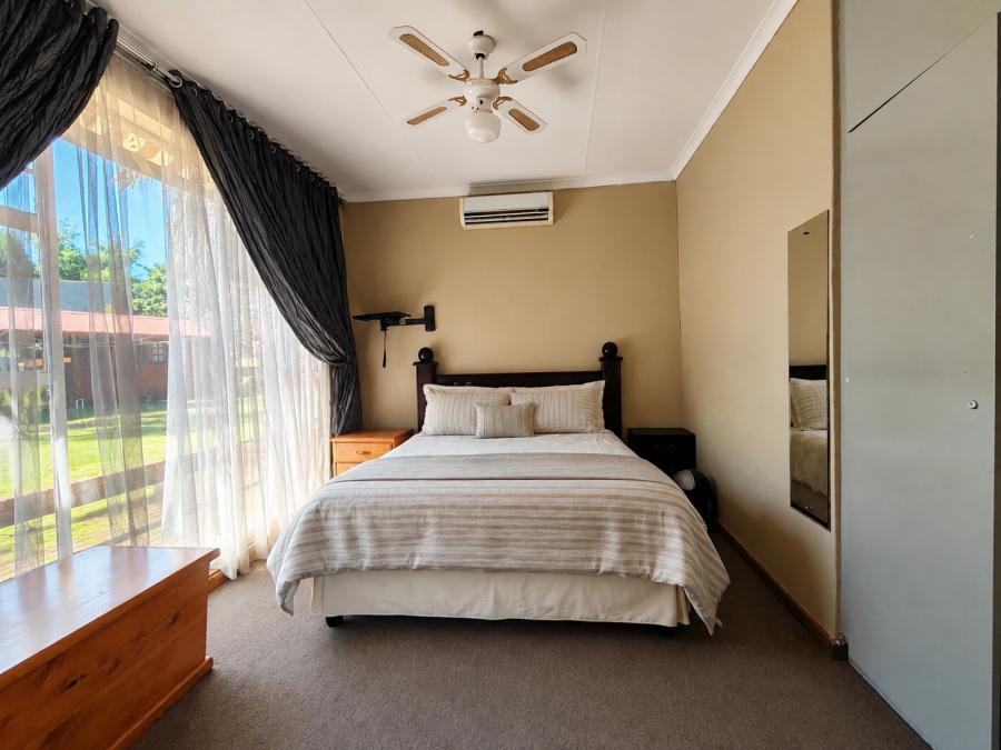 4 Bedroom Property for Sale in Three Rivers East Gauteng