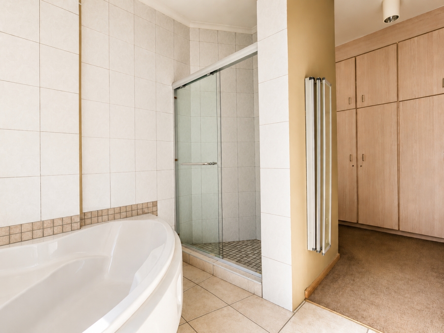 4 Bedroom Property for Sale in Three Rivers East Gauteng
