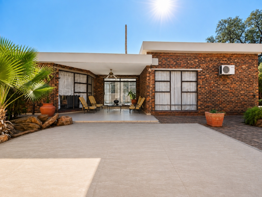 4 Bedroom Property for Sale in Three Rivers East Gauteng