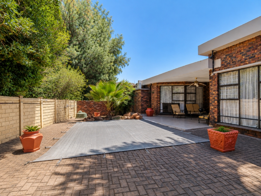 4 Bedroom Property for Sale in Three Rivers East Gauteng