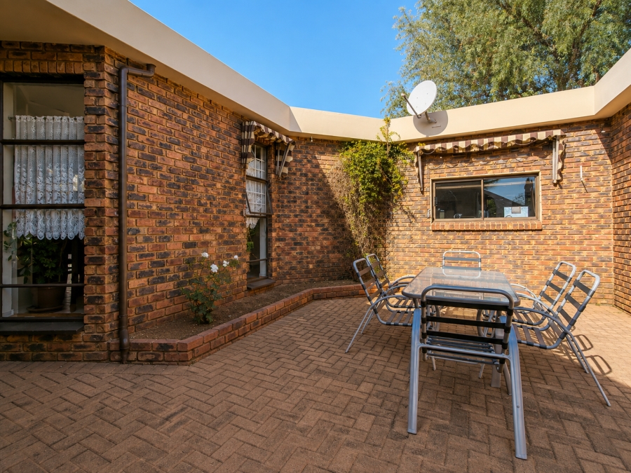 4 Bedroom Property for Sale in Three Rivers East Gauteng