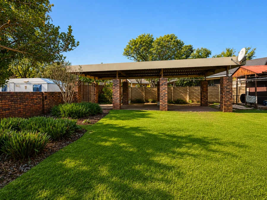 4 Bedroom Property for Sale in Three Rivers East Gauteng