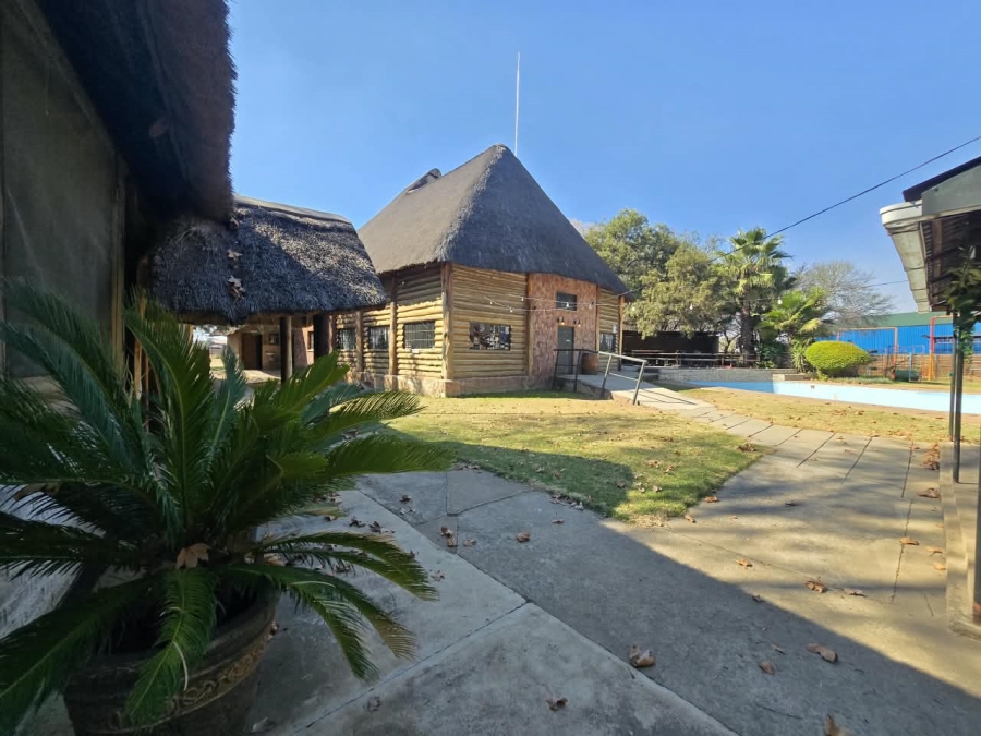 Commercial Property for Sale in Buyscelia Gauteng