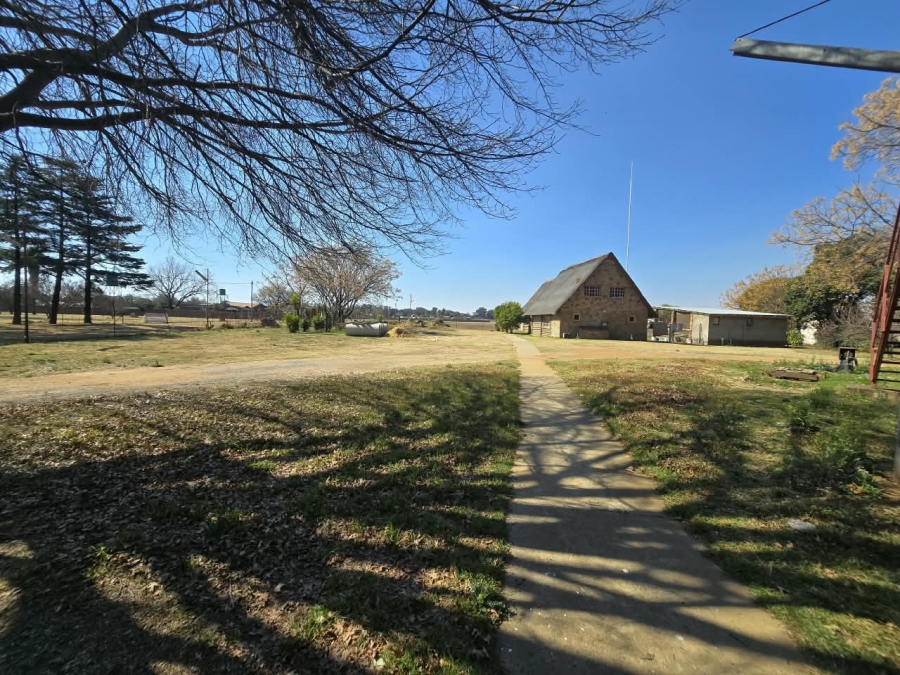 Commercial Property for Sale in Buyscelia Gauteng