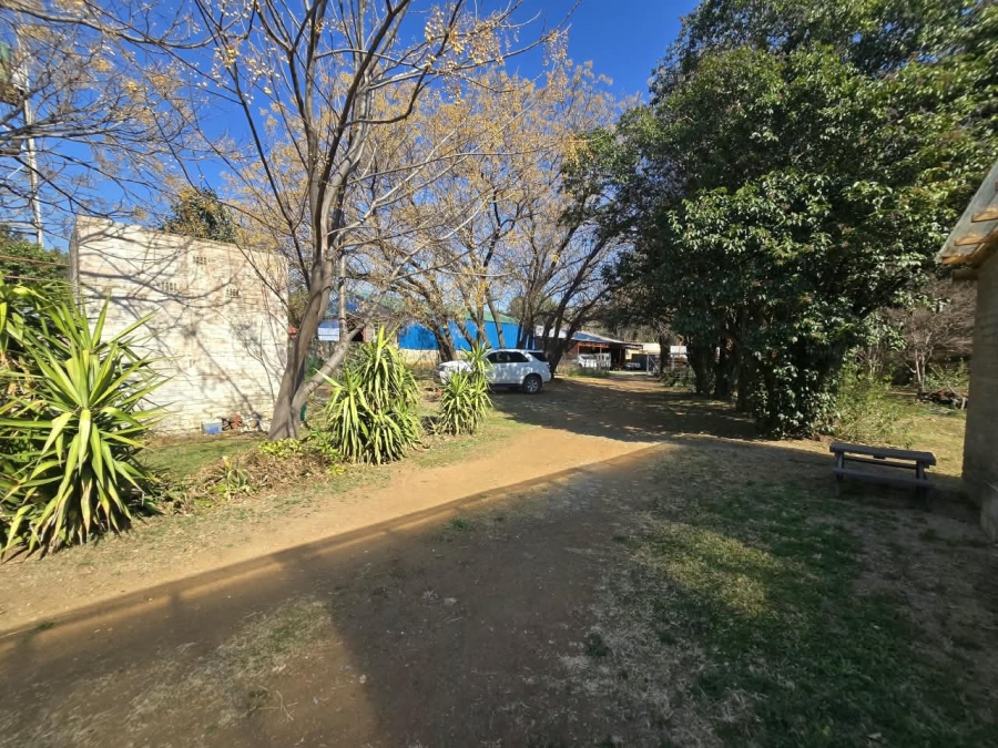 Commercial Property for Sale in Buyscelia Gauteng