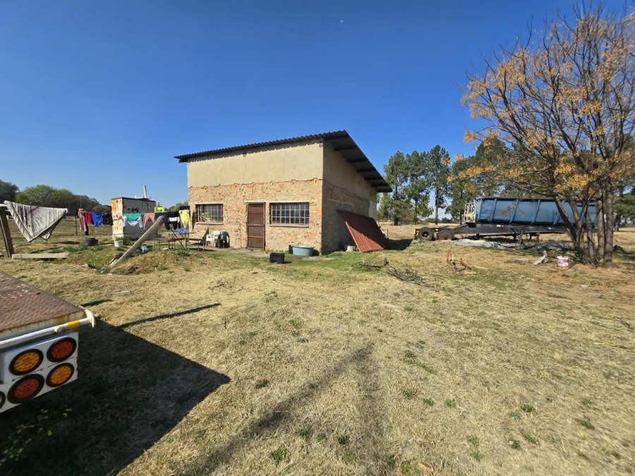 Commercial Property for Sale in Buyscelia Gauteng