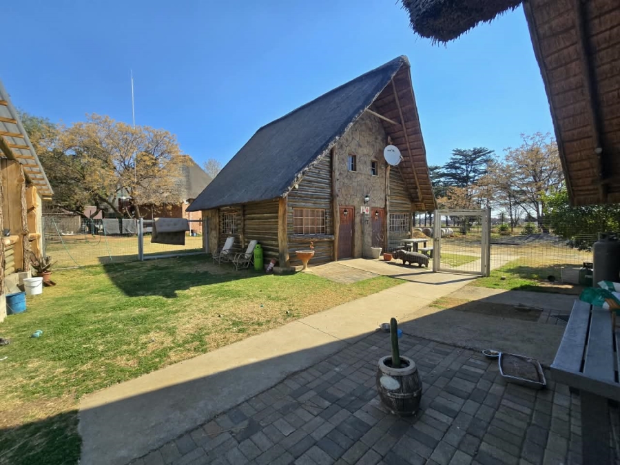Commercial Property for Sale in Buyscelia Gauteng