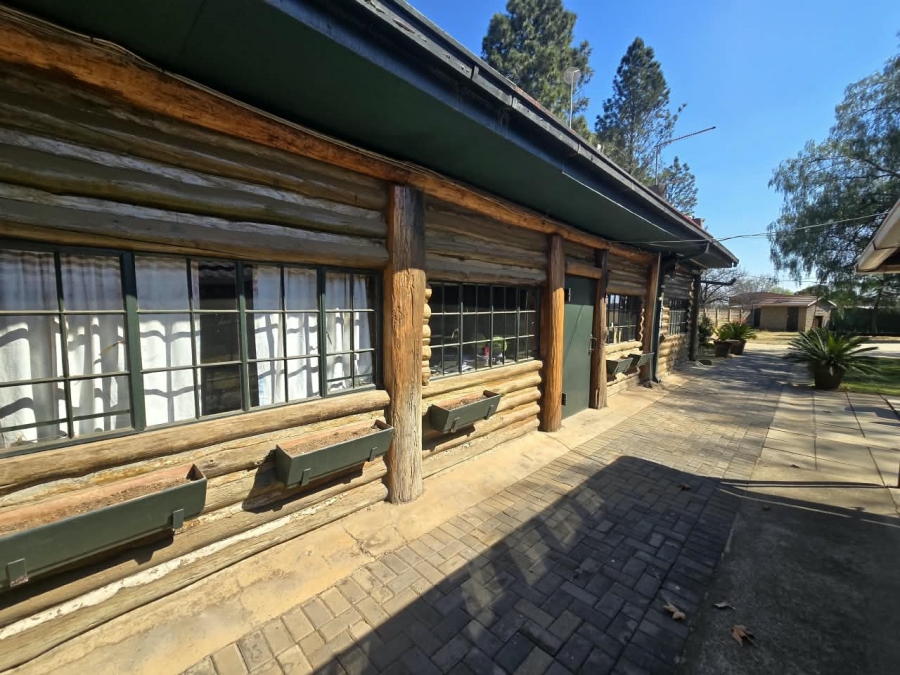 Commercial Property for Sale in Buyscelia Gauteng