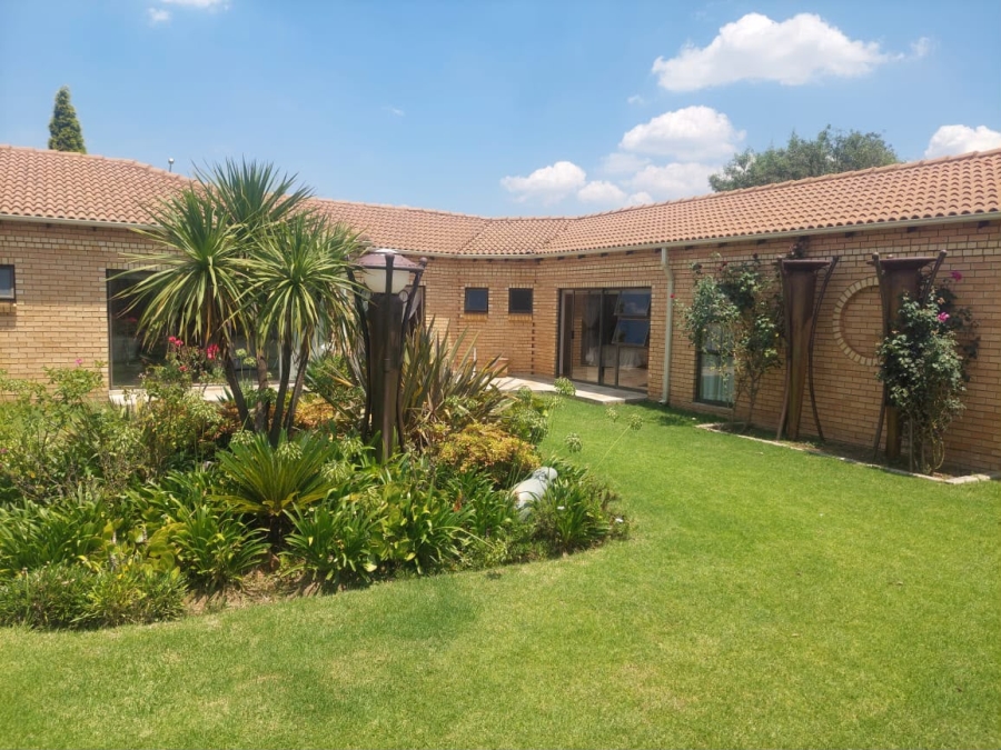 4 Bedroom Property for Sale in Waldrift Gauteng