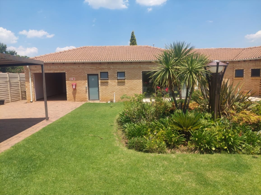 4 Bedroom Property for Sale in Waldrift Gauteng
