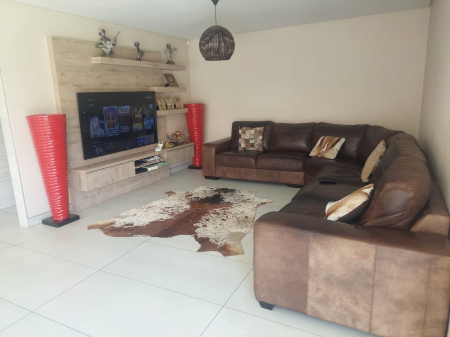 4 Bedroom Property for Sale in Waldrift Gauteng