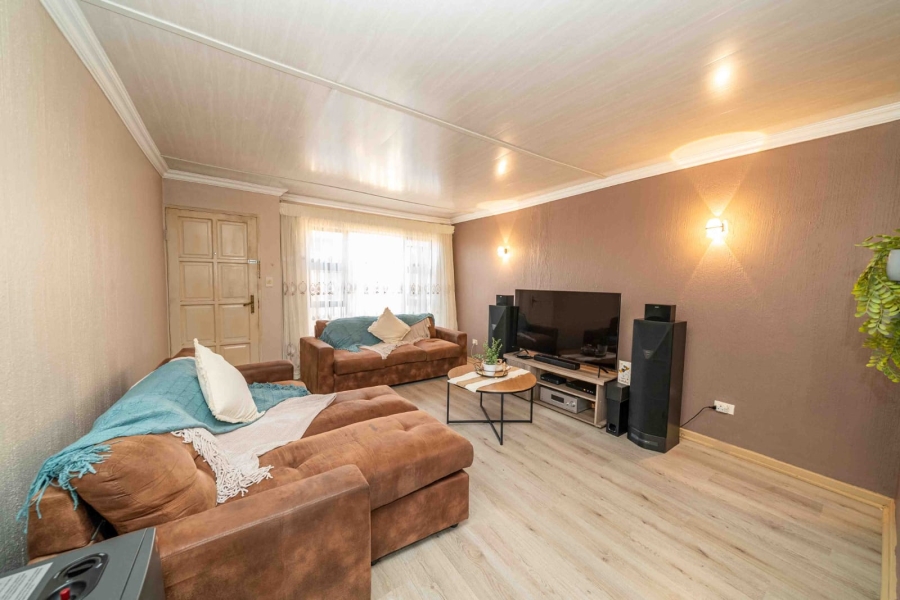2 Bedroom Property for Sale in Huntingdon Gauteng