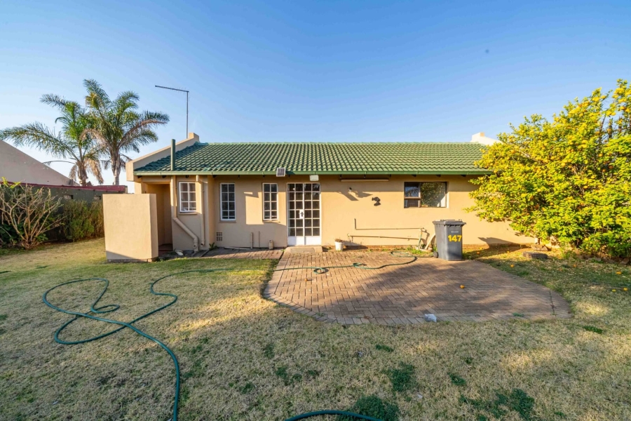 2 Bedroom Property for Sale in Huntingdon Gauteng