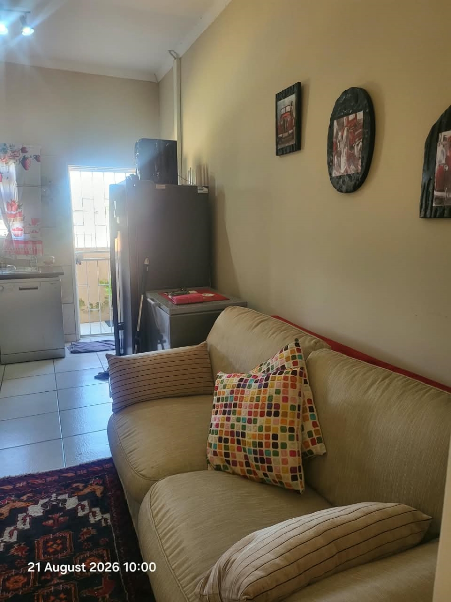 1 Bedroom Property for Sale in Selection Park Gauteng