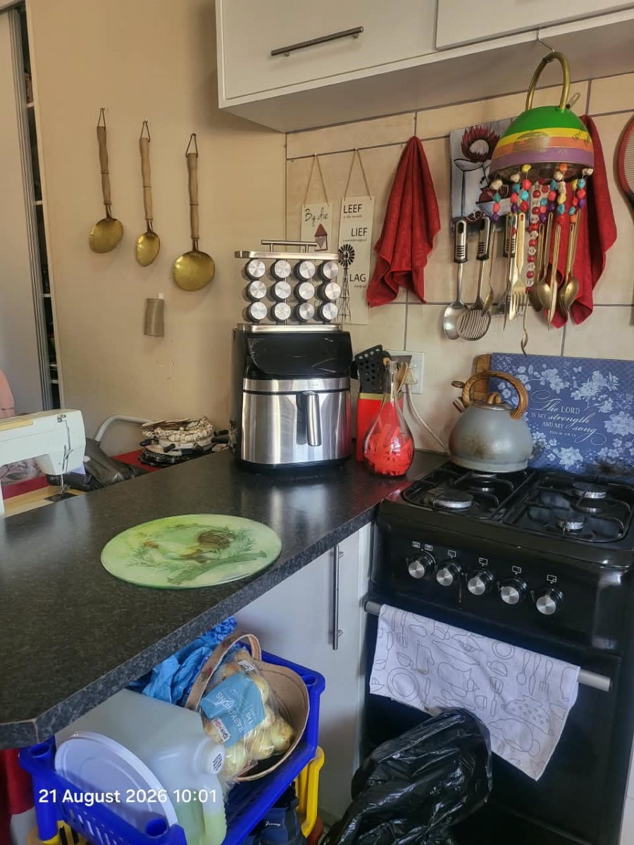 1 Bedroom Property for Sale in Selection Park Gauteng