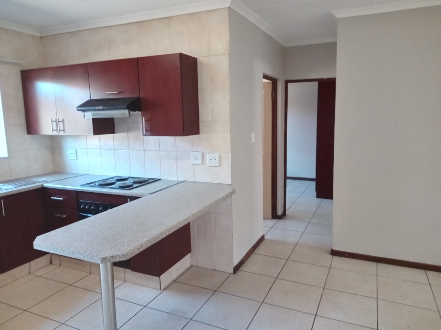 To Let 2 Bedroom Property for Rent in Strubenvale Gauteng
