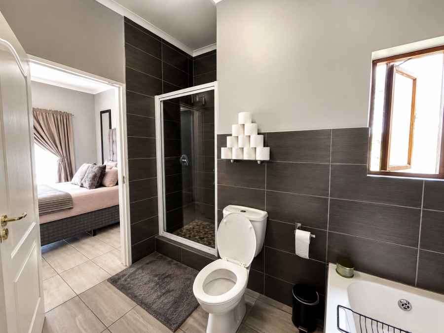 1 Bedroom Property for Sale in Glenhazel Gauteng