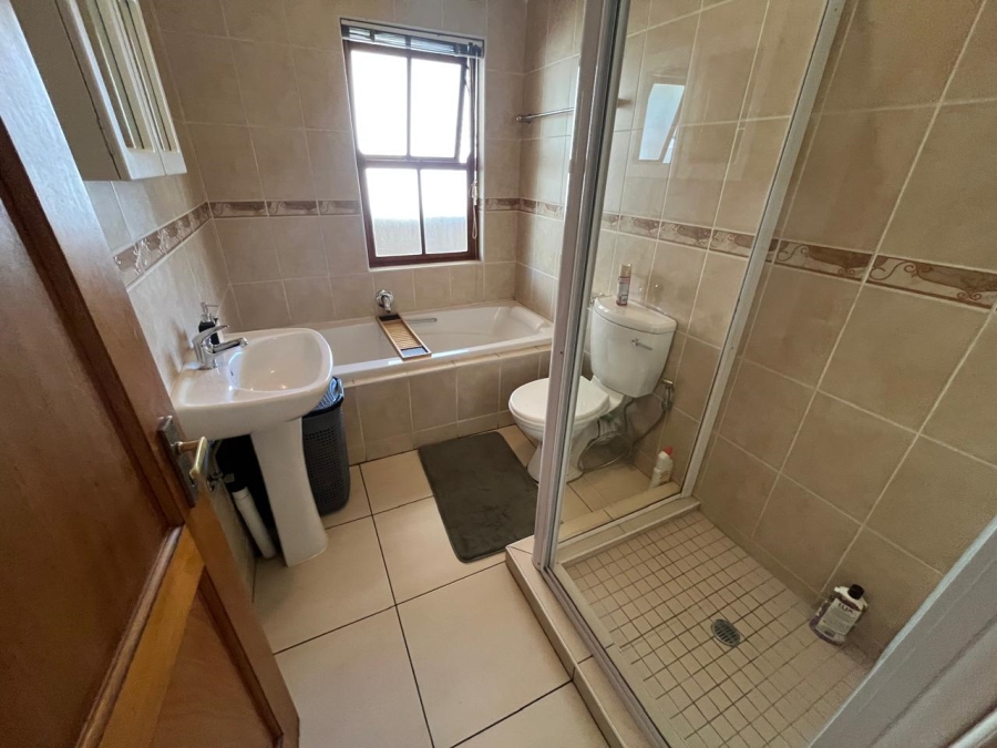 3 Bedroom Property for Sale in Randhart Gauteng