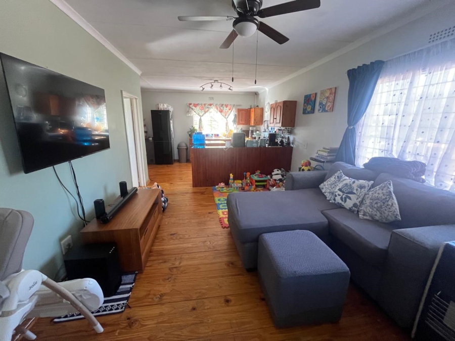 3 Bedroom Property for Sale in Brackendowns Gauteng
