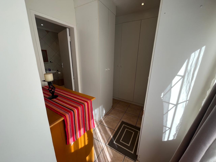 3 Bedroom Property for Sale in Brackendowns Gauteng