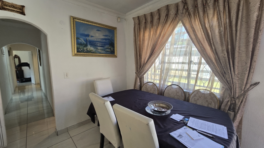 4 Bedroom Property for Sale in Albertsdal Gauteng