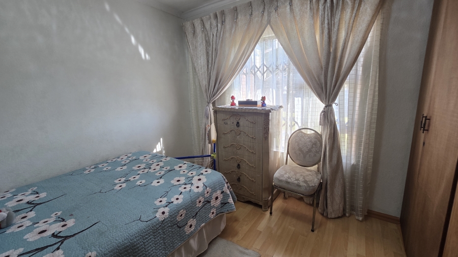 4 Bedroom Property for Sale in Albertsdal Gauteng
