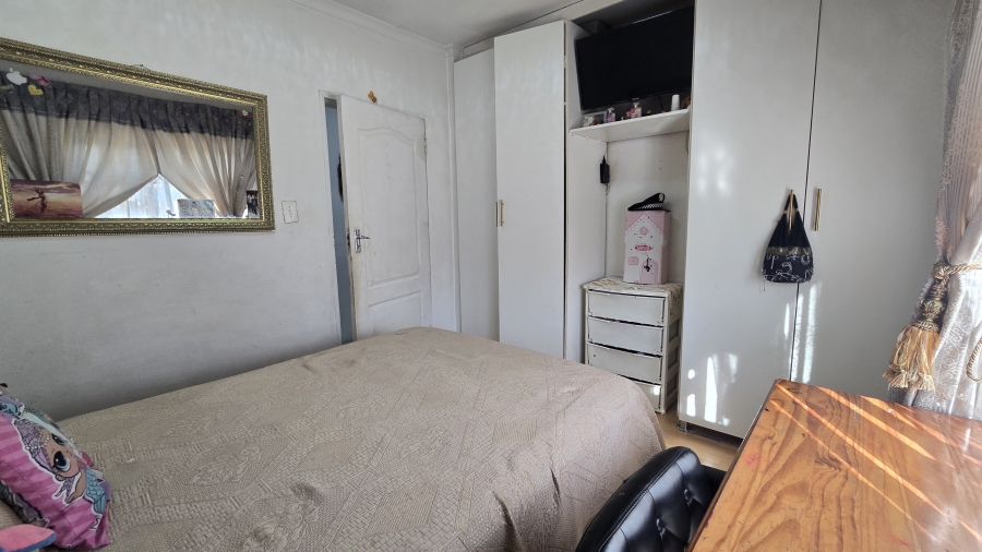 4 Bedroom Property for Sale in Albertsdal Gauteng