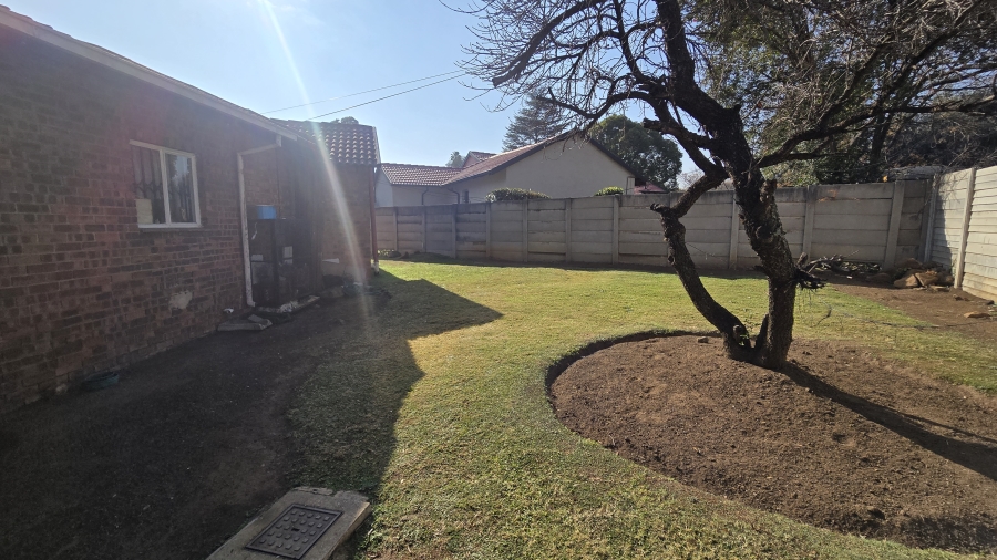 4 Bedroom Property for Sale in Albertsdal Gauteng