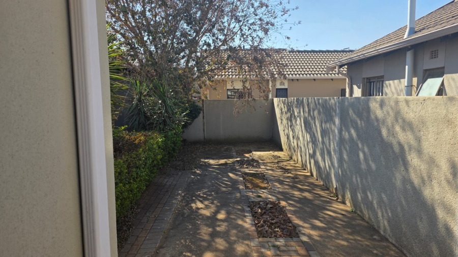 2 Bedroom Property for Sale in Sky City Gauteng