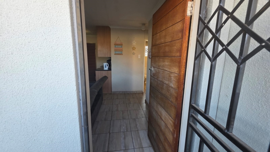 2 Bedroom Property for Sale in Sky City Gauteng