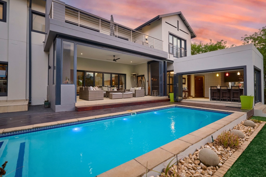 5 Bedroom Property for Sale in Waterfall Country Estate Gauteng