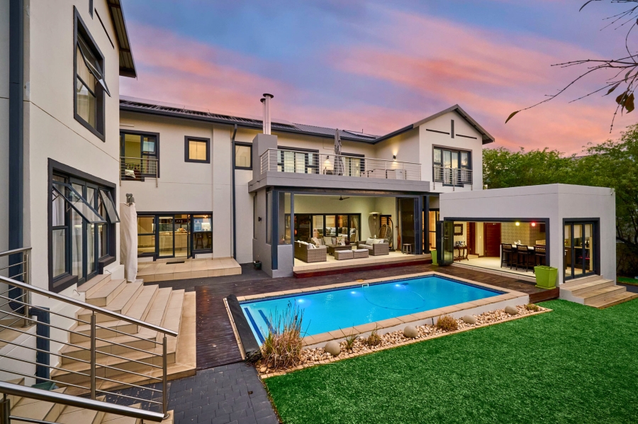 5 Bedroom Property for Sale in Waterfall Country Estate Gauteng
