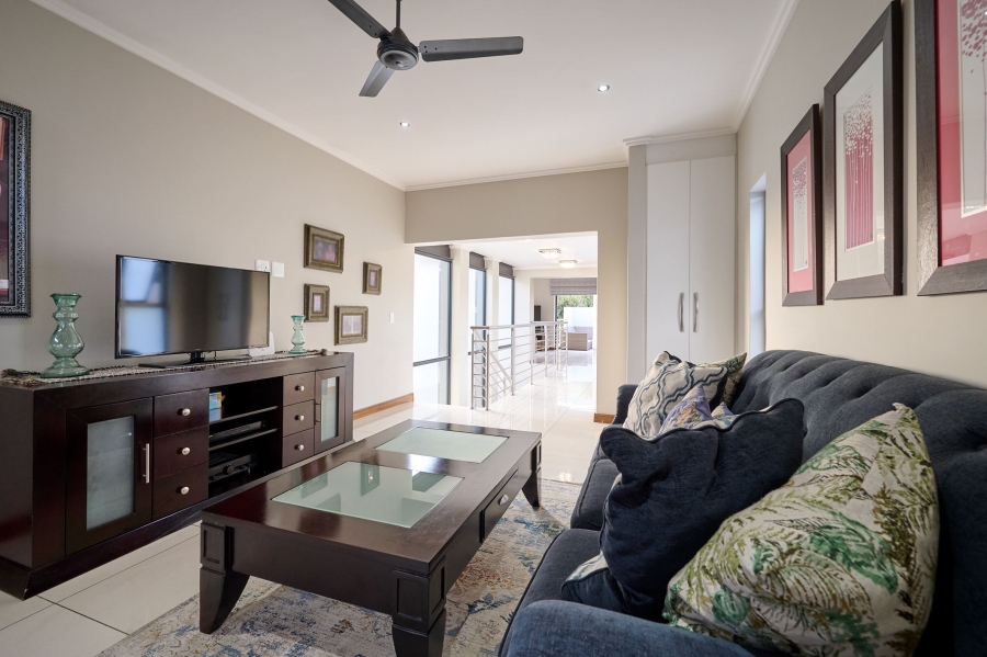 5 Bedroom Property for Sale in Waterfall Country Estate Gauteng