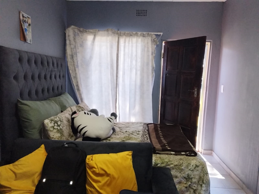5 Bedroom Property for Sale in Birchleigh Gauteng
