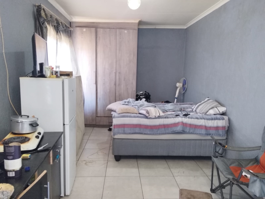5 Bedroom Property for Sale in Birchleigh Gauteng