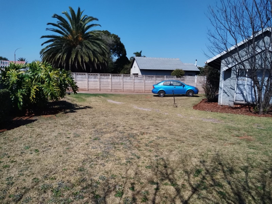 5 Bedroom Property for Sale in Birchleigh Gauteng