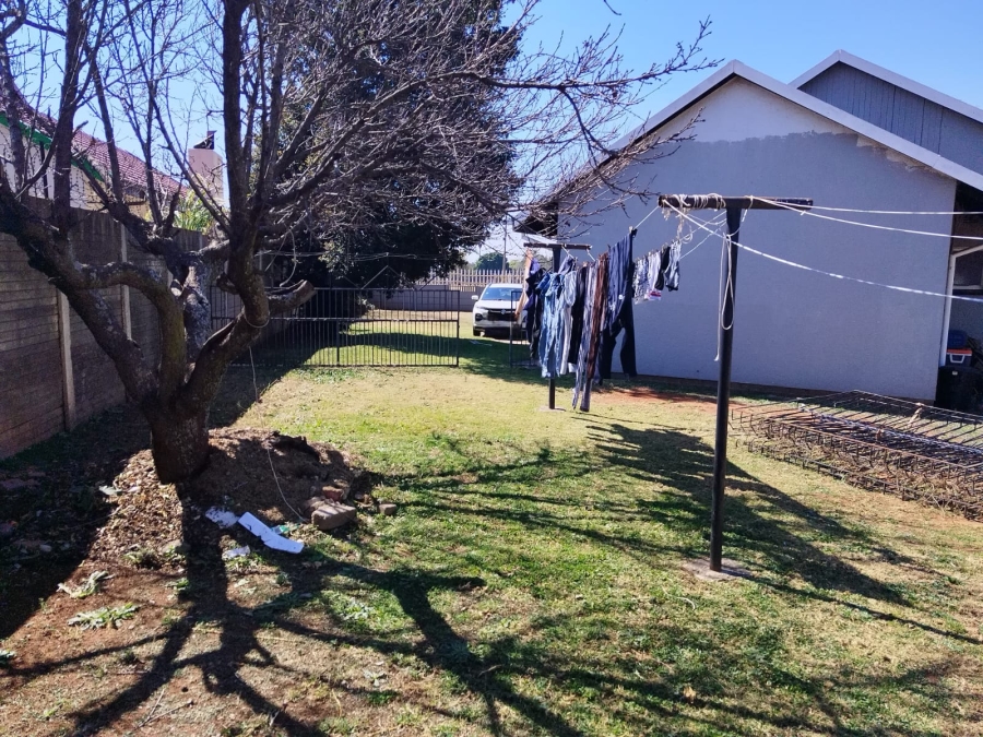 5 Bedroom Property for Sale in Birchleigh Gauteng