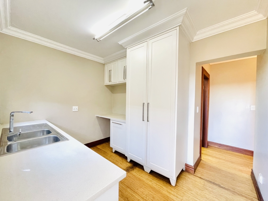 5 Bedroom Property for Sale in Serengeti Lifestyle Estate Gauteng