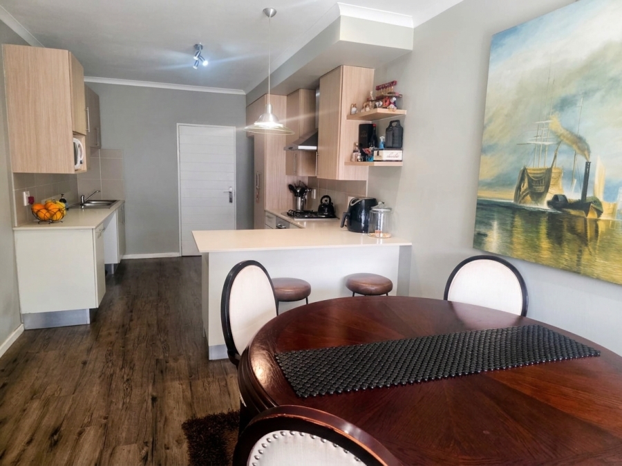 3 Bedroom Property for Sale in Petervale Gauteng