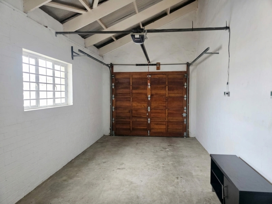 3 Bedroom Property for Sale in Petervale Gauteng