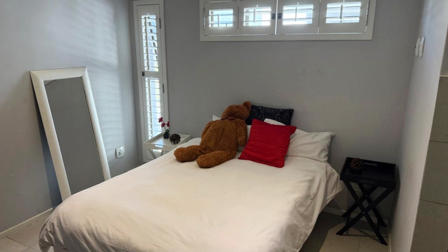 To Let 4 Bedroom Property for Rent in Bryanston Gauteng