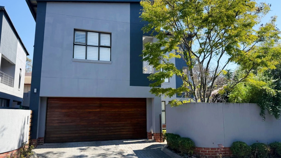 To Let 4 Bedroom Property for Rent in Bryanston Gauteng