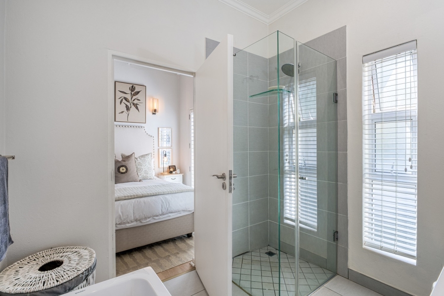 To Let 3 Bedroom Property for Rent in Linden Gauteng
